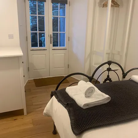 Georgian Holiday Apartment In Boscastle Exterior photo