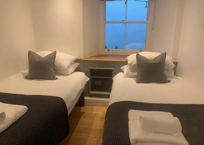 Georgian Holiday Apartment In Boscastle